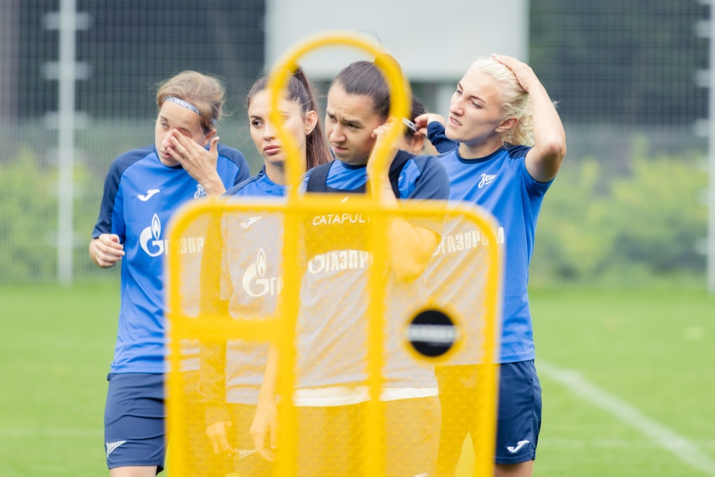 Тренировка женской команды «Зенит» перед матчем с ЖФК «Рязань-ВДВ»