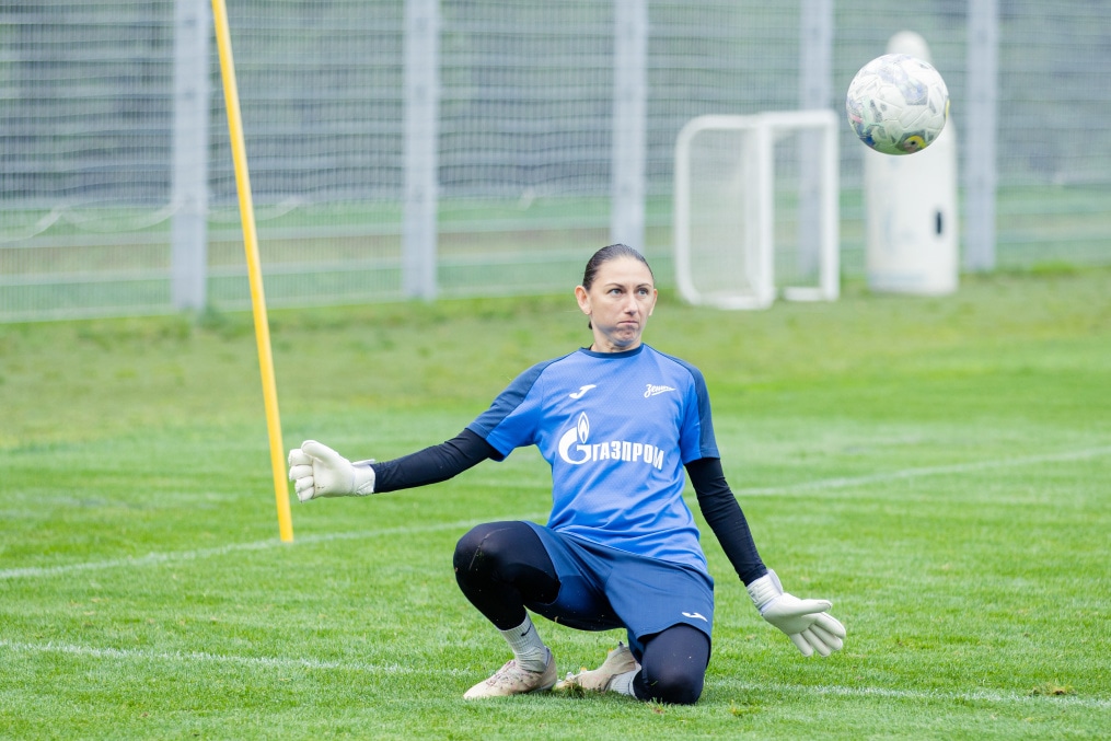 Тренировка женской команды «Зенит» перед матчем с ЖФК «Рязань-ВДВ»