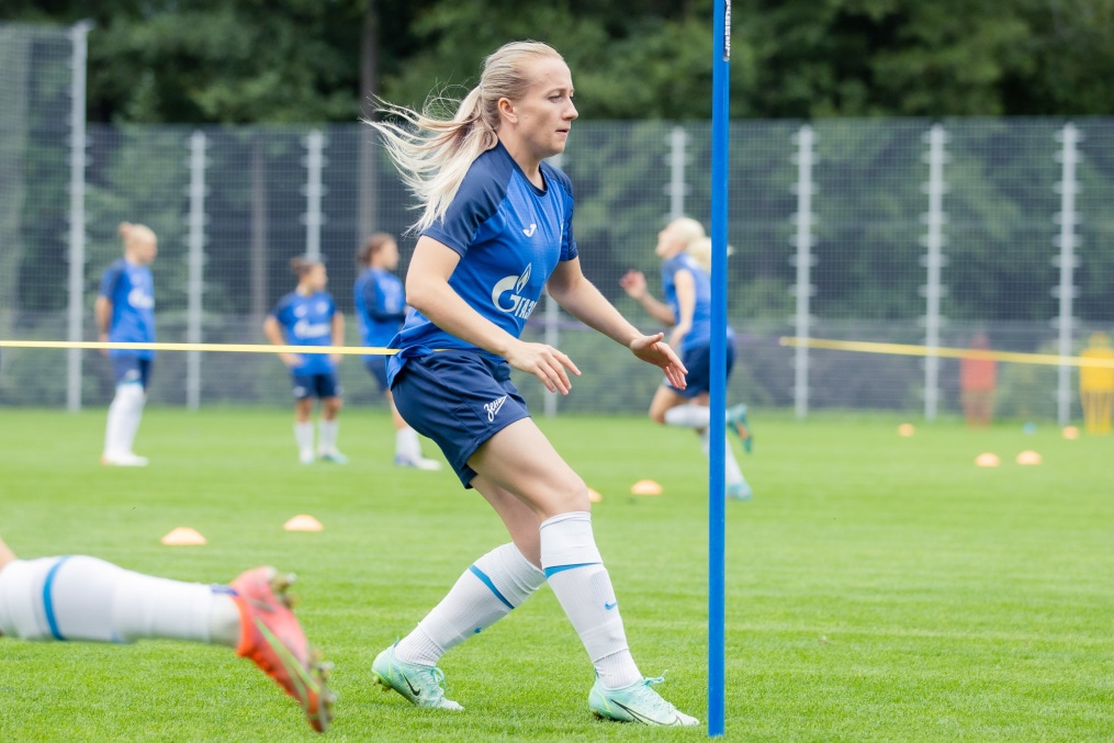 Тренировка женской команды «Зенит» перед матчем с ЖФК «Рязань-ВДВ»