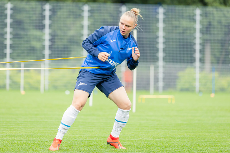 Тренировка женской команды «Зенит» перед матчем с ЖФК «Рязань-ВДВ»