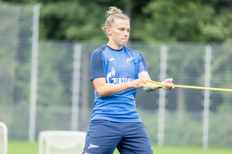 Тренировка женской команды «Зенит» перед матчем с ЖФК «Рязань-ВДВ»