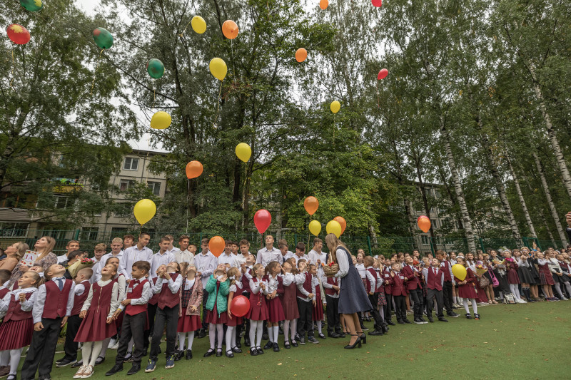 Воспитанники «Газпром»-Академии на «Дне знаний» в лицее № 95