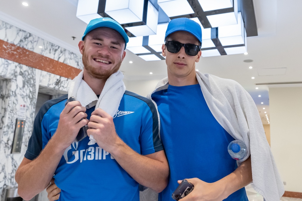 Молодежная команда «Зенит» на пляже в Александрии