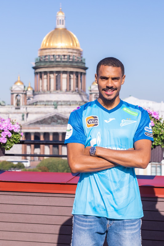 Вильсон Изидор подписал контракт с «Зенитом»