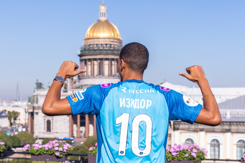 Вильсон Изидор подписал контракт с «Зенитом»