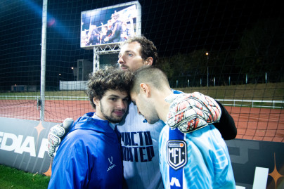 Медийная футбольная лига, плей-офф: «Fight Nights» — «Чисто Питер»