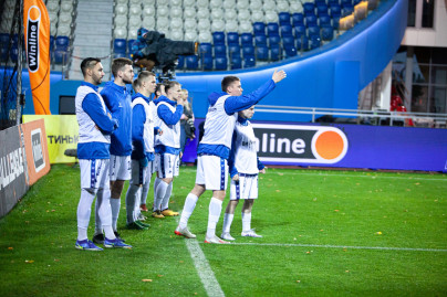 Медийная футбольная лига, плей-офф: «Fight Nights» — «Чисто Питер»