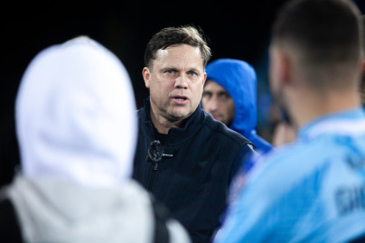 Медийная футбольная лига, плей-офф: «Fight Nights» — «Чисто Питер»