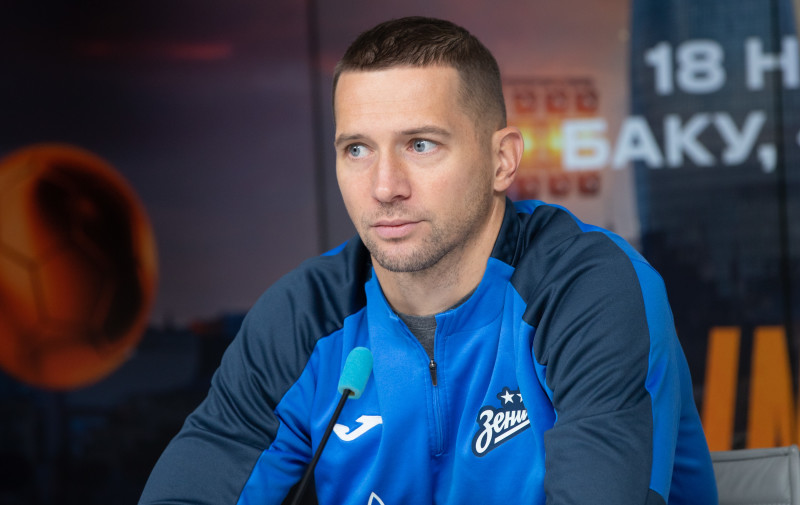 Михаил Кержаков на пресс-конференции перед товарищеским матчем с «Нефтчи»