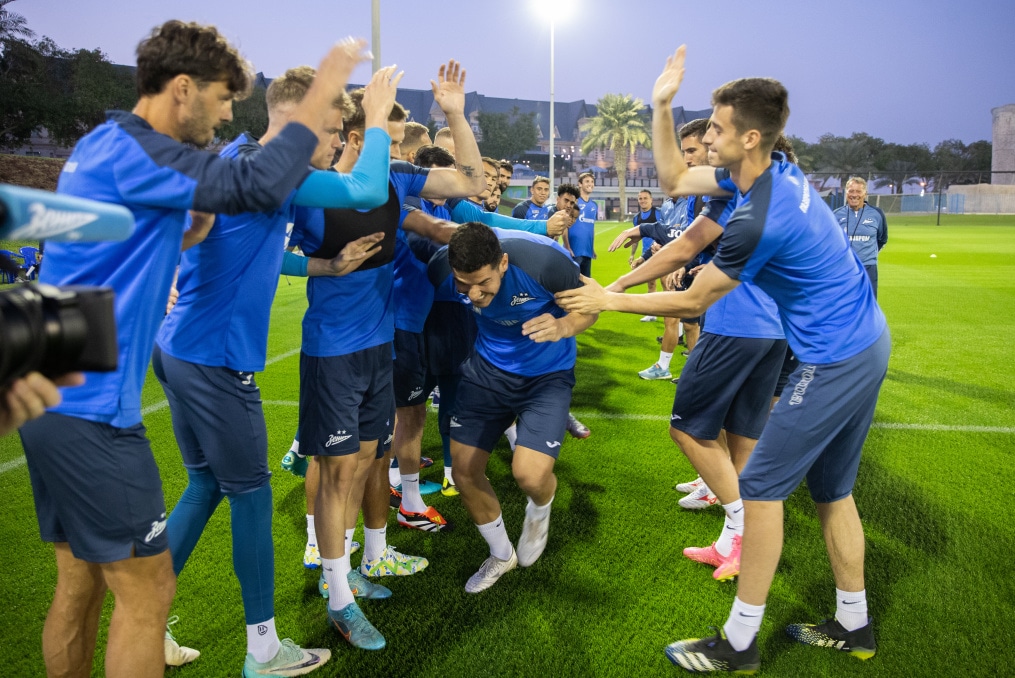 Зимние «Газпром» — тренировочные сборы в Катаре: 1 февраля, вечерняя тренировка