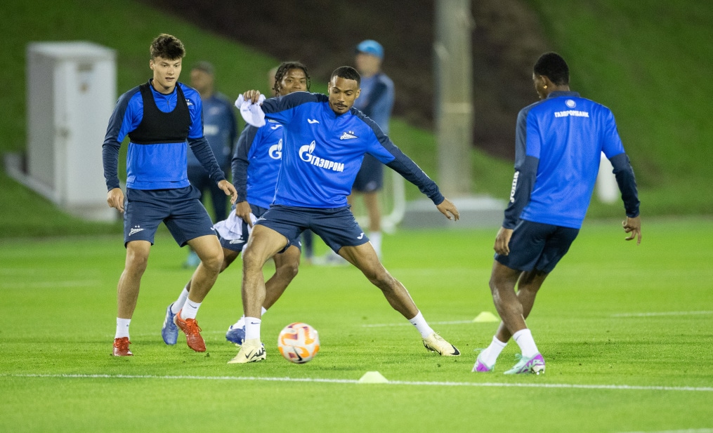 Зимние «Газпром» — тренировочные сборы в Катаре: 3 февраля, вечерняя тренировка