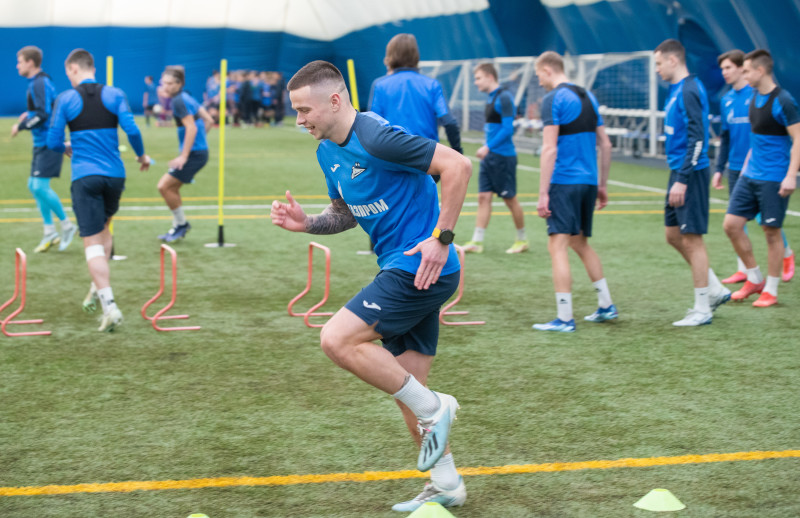 Тренировка «Зенита»-2 в «Газпром»-Академии