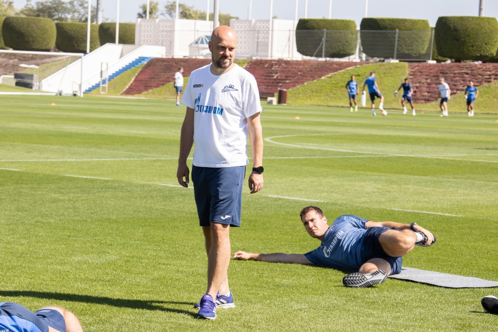 Зимние «Газпром» — тренировочные сборы в Катаре, 7 февраля, утренняя тренировка