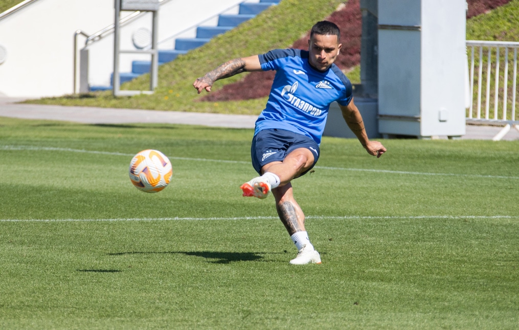 Зимние «Газпром» — тренировочные сборы в Катаре, 7 февраля, утренняя тренировка