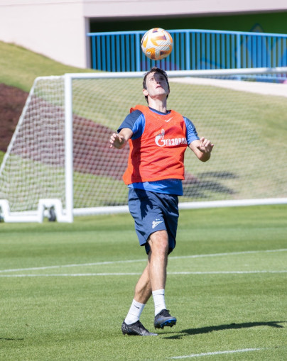 Зимние «Газпром» — тренировочные сборы в Катаре, 7 февраля, утренняя тренировка