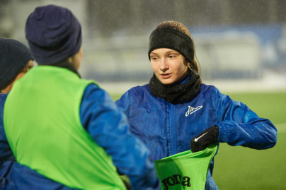Тренировка женской команды U-16