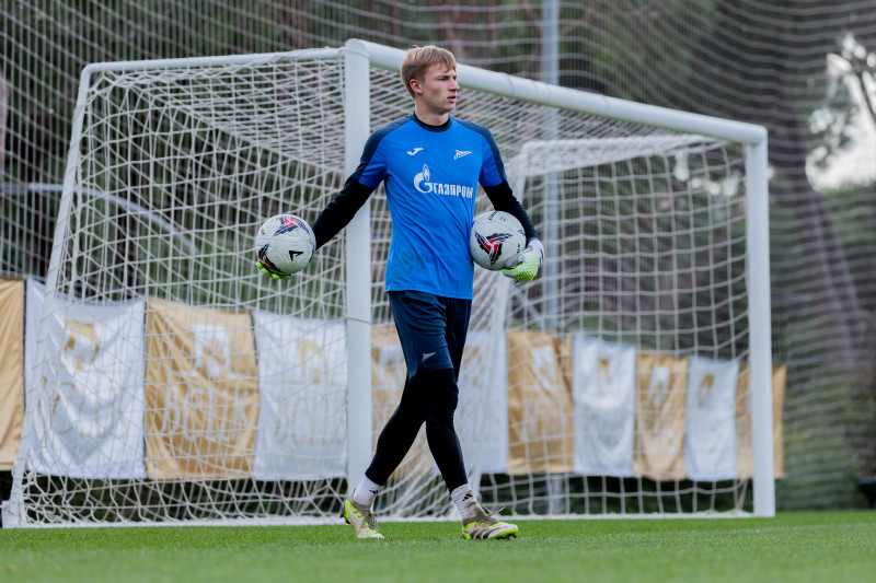 Зимний учебно-тренировочный сбор «Зенита»-2 в Турции: 15 февраля, вечерняя тренировка