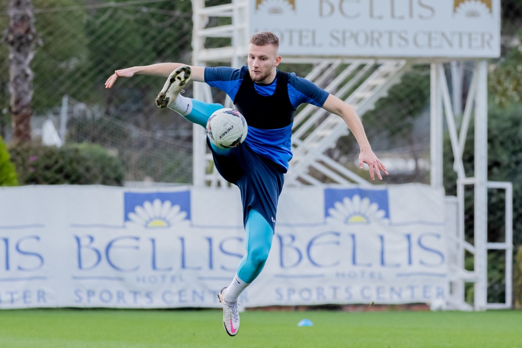 Зимний учебно-тренировочный сбор «Зенита»-2 в Турции: 15 февраля, вечерняя тренировка