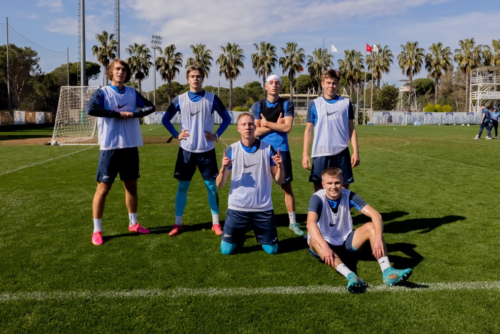 Зимний учебно-тренировочный сбор «Зенита»-2 в Турции: 16 февраля, утренняя тренировка