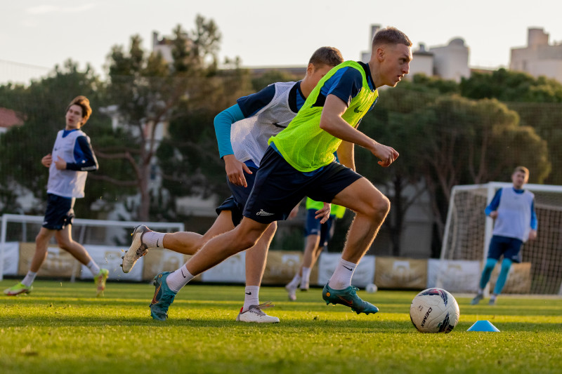 Зимний учебно-тренировочный сбор «Зенита»-2 в Турции: 16 февраля, вечерняя тренировка