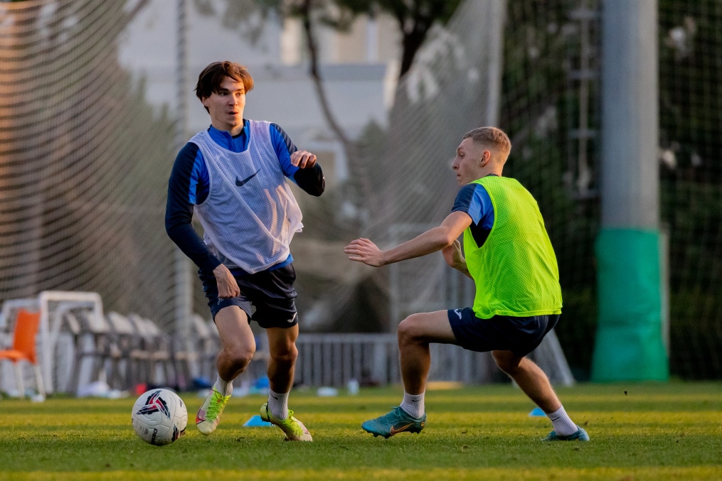 Зимний учебно-тренировочный сбор «Зенита»-2 в Турции: 16 февраля, вечерняя тренировка