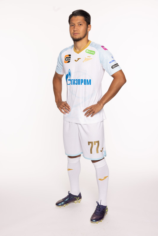 Фотосессия игроков ФК «Зенит» в форме Joma, сезона 2023/24