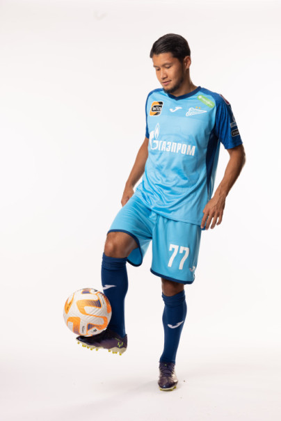 Фотосессия игроков ФК «Зенит» в форме Joma, сезона 2023/24