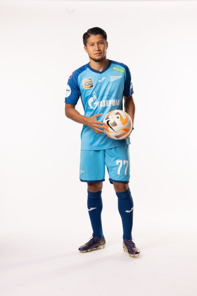 Фотосессия игроков ФК «Зенит» в форме Joma, сезона 2023/24