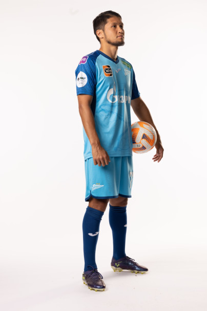Фотосессия игроков ФК «Зенит» в форме Joma, сезона 2023/24