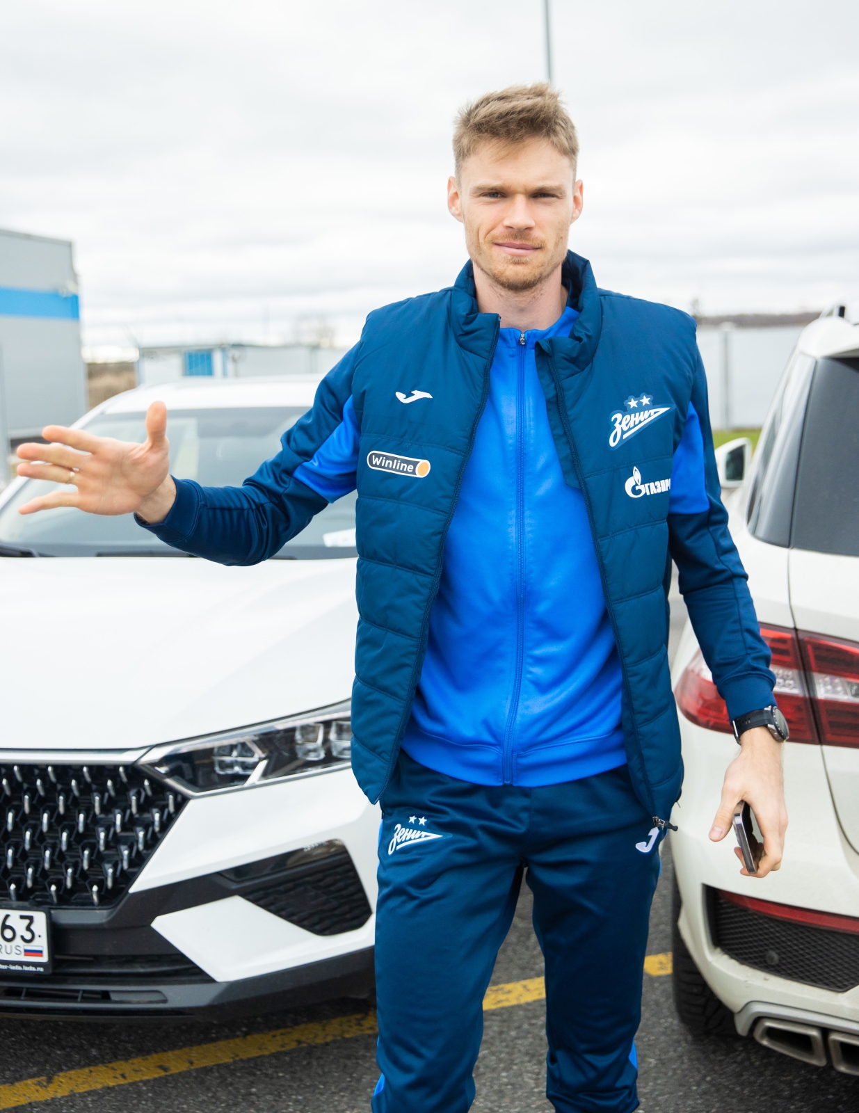 Команда «Зенит» перед вылетом на матч с «Краснодаром»