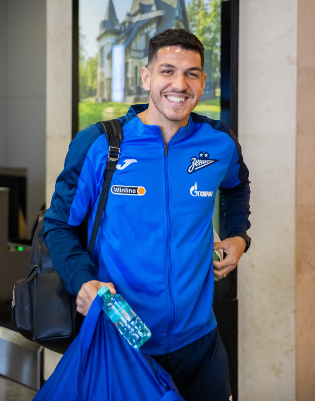 Команда «Зенит» перед вылетом на матч с «Краснодаром»