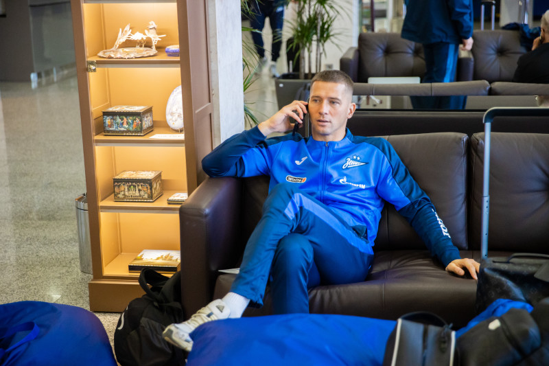 Команда «Зенит» перед вылетом на матч с «Краснодаром»