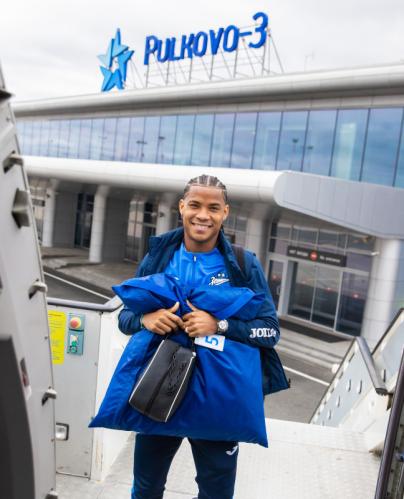 Команда «Зенит» перед вылетом на матч с «Краснодаром»