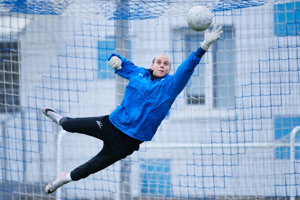 Тренировка женской команды перед матчем с «Рязанью-ВДВ»