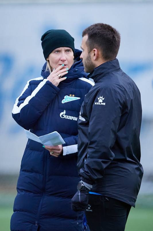 Тренировка женской команды перед матчем с «Рязанью-ВДВ»