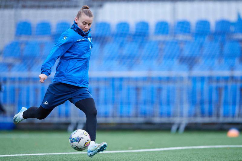 Тренировка женской команды перед матчем с «Рязанью-ВДВ»