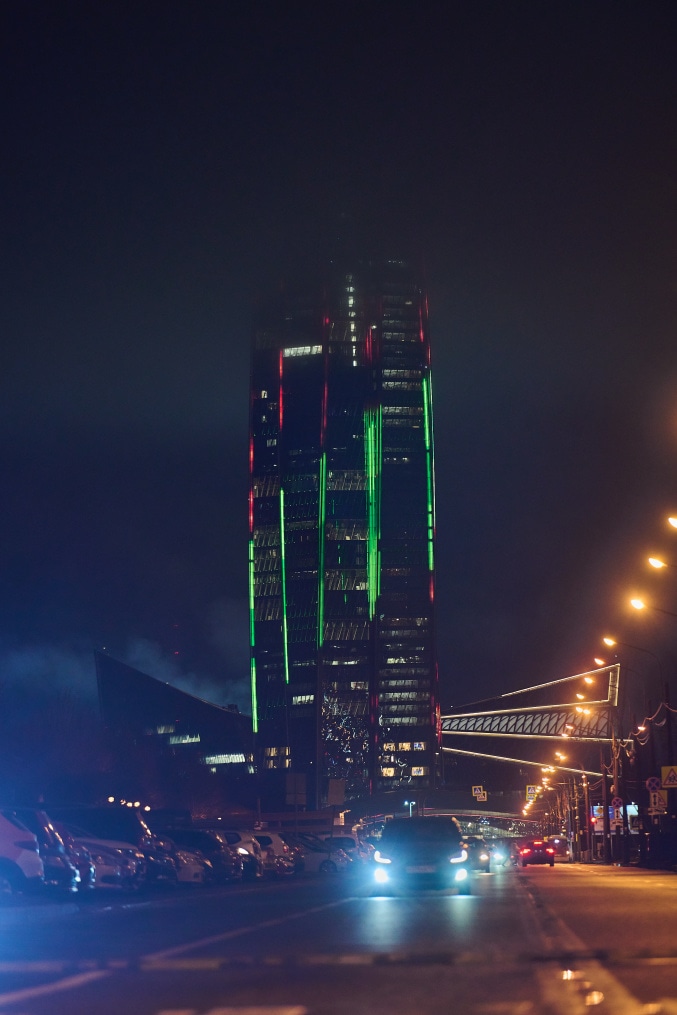 Подсветка «Лахта Центра»: «Ленточка Ленинградской Победы»