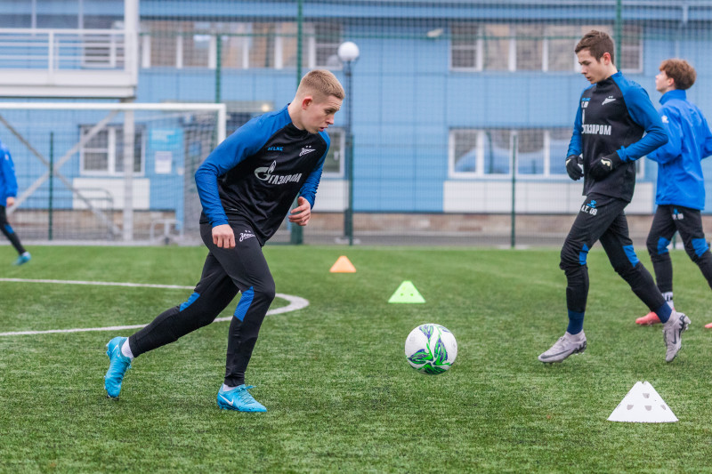 Тренировка юношеской команды U-17 «Зенита»-2009