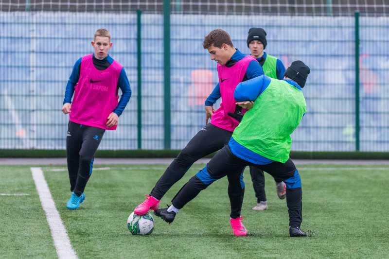 Тренировка юношеской команды U-17 «Зенита»-2009