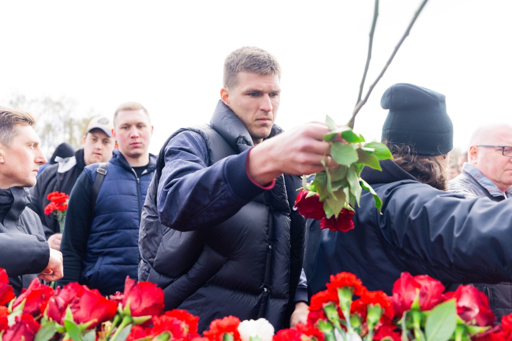Торжественное возложение цветов на Пискаревском мемориальном кладбище в честь 80-летия Великой Победы