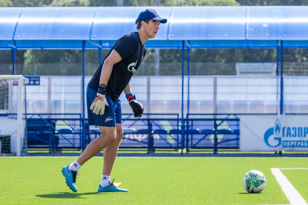 Тренировка юношеской команды «Зенит» U-18перед матчем с СШОР «Зенит» U-18