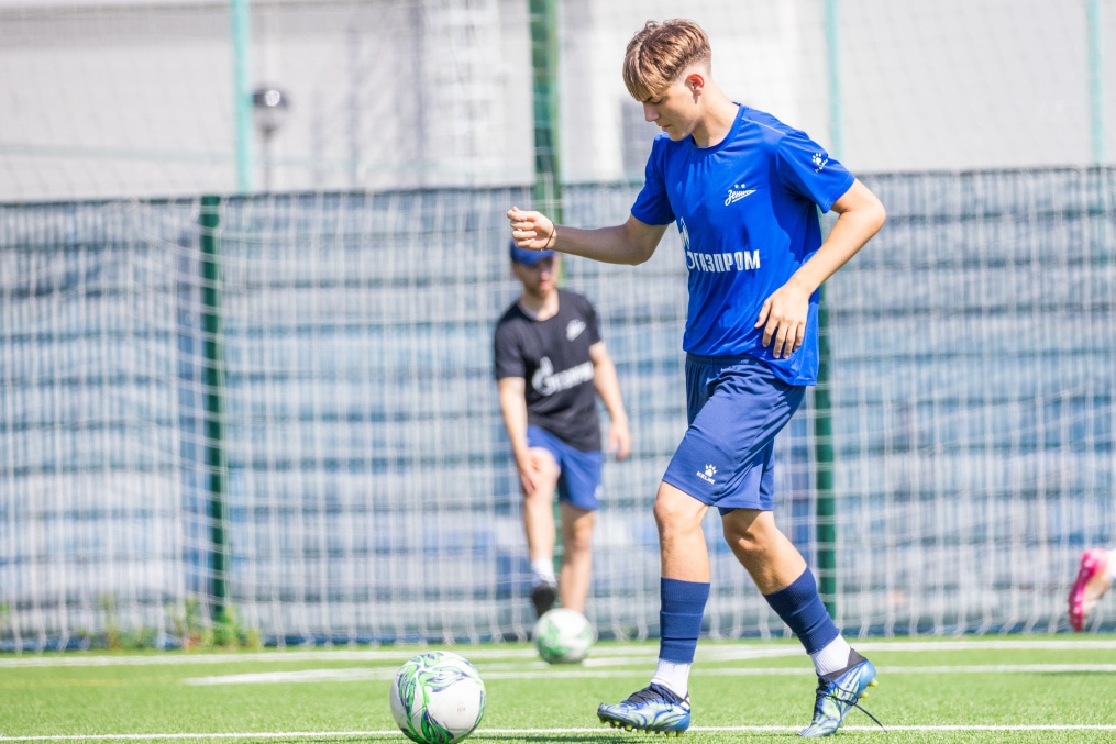 Тренировка юношеской команды «Зенит» U-18перед матчем с СШОР «Зенит» U-18