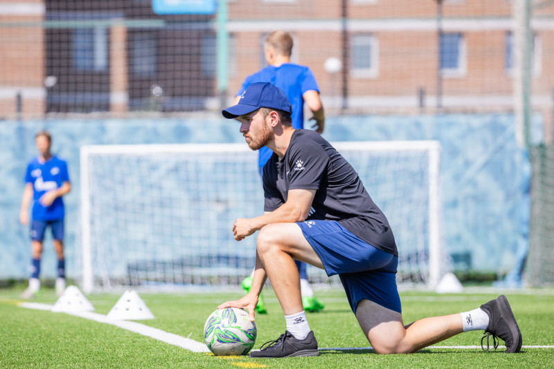 Тренировка юношеской команды «Зенит» U-18перед матчем с СШОР «Зенит» U-18