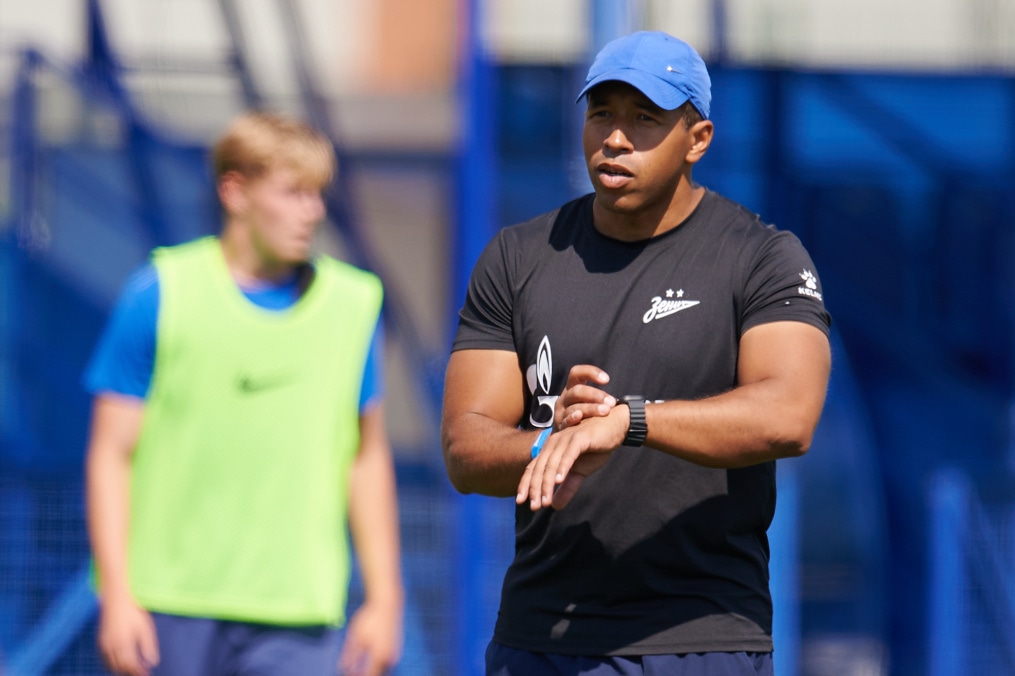 Тренировка «Зенита» U-16 перед матчем с «Мастер-Сатурном» U-16