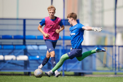 Тренировка «Зенита» U-16 перед матчем с «Мастер-Сатурном» U-16