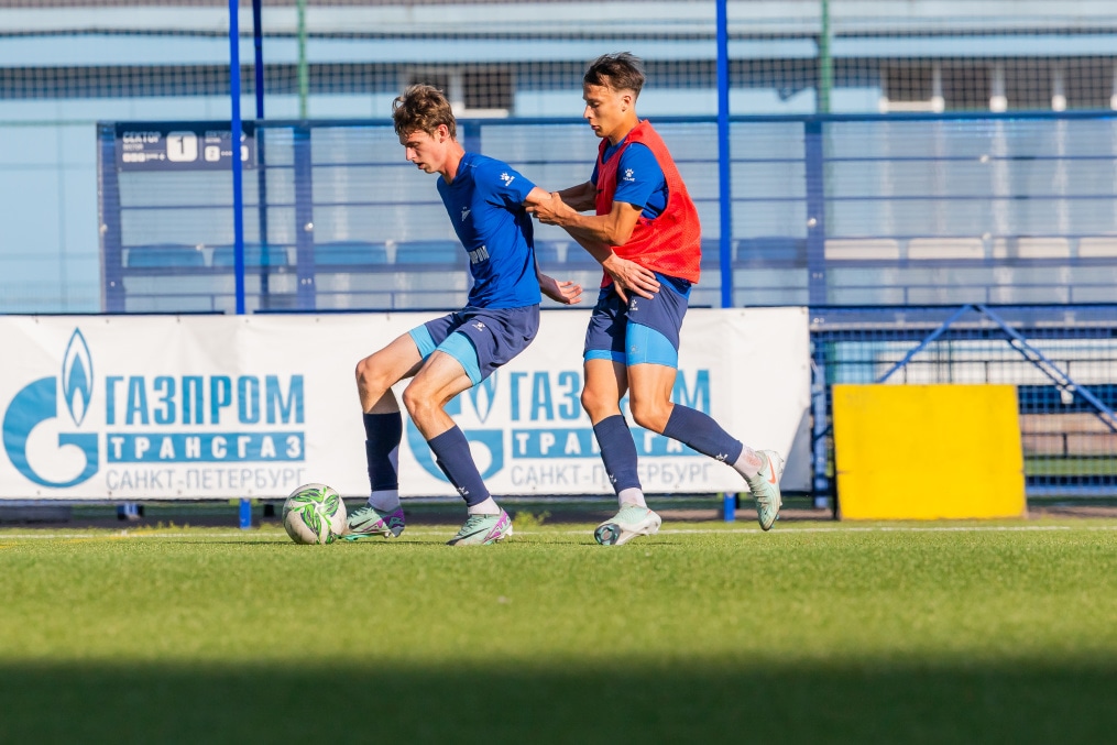 Тренировка «Зенита»-м перед матчем с ФК «Пари НН»-м