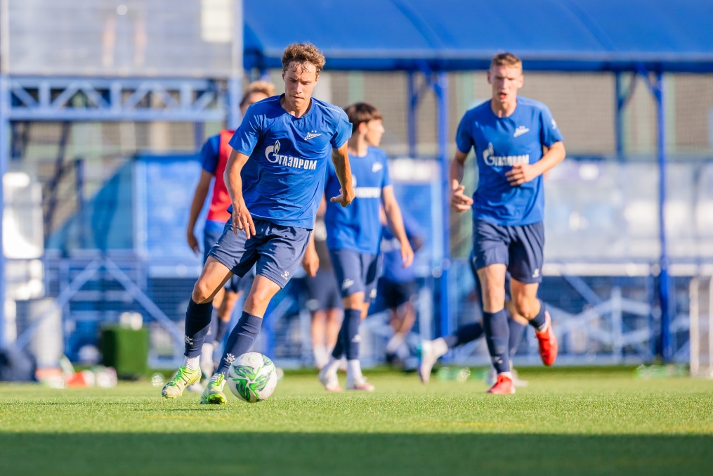 Тренировка «Зенита»-м перед матчем с ФК «Пари НН»-м