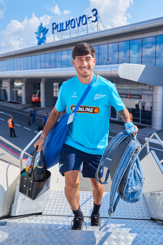 Вылет команды в Казань на матч с «Рубином»