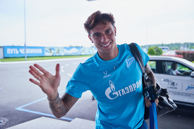 Вылет команды в Грозный на матч с «Ахматом»