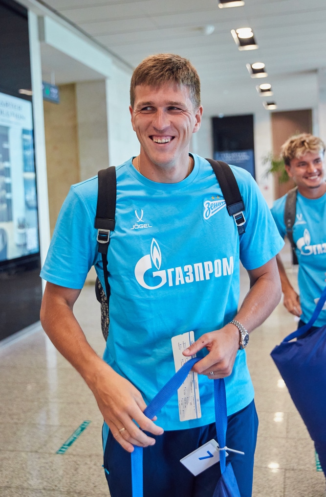 Вылет команды в Грозный на матч с «Ахматом»